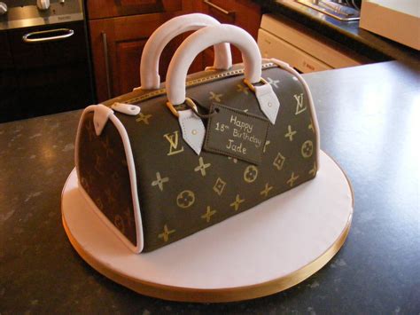 louis vuitton bag cake template|louis vuitton purse cake.